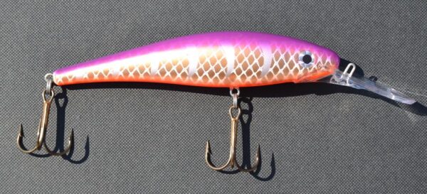 Jesse DJE, 14cm. 046.